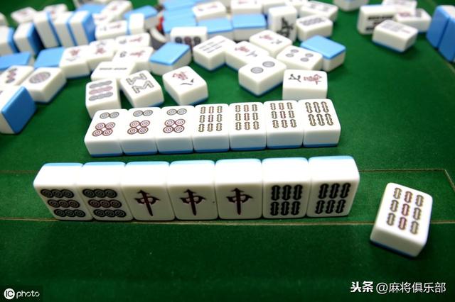 给大家科普一下！胡一把内蒙麻将有什么技巧(提高胜率技巧)