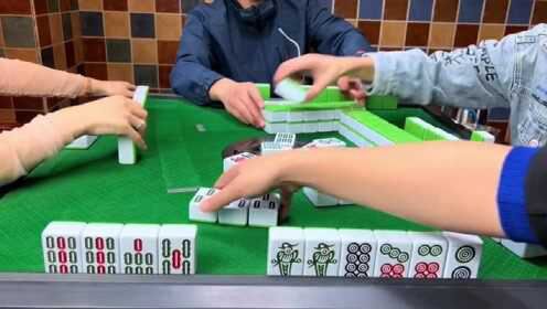 黑料！蜀渝麻将其实是有挂的(怎么能拿好牌)