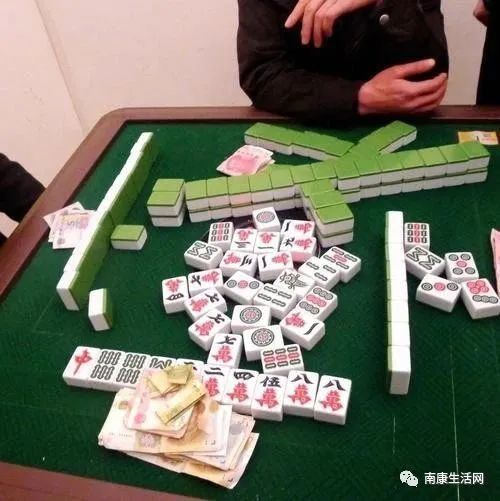 黑料！赣南好友麻将确实有挂的(为什么老是输)