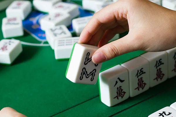 手机贵阳捉鸡麻将开挂（贵阳捉鸡麻将助手）