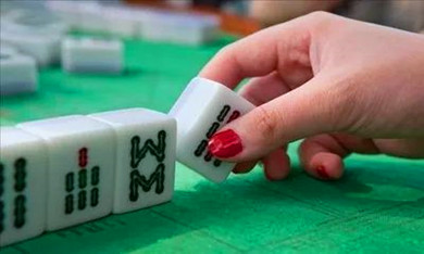 斗棋麻将怎么开挂教程（斗琪麻将怎么开挂）