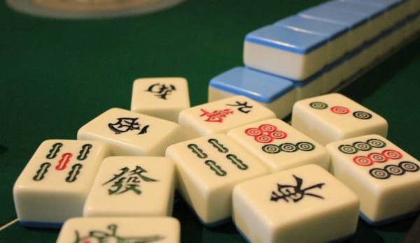 新教你‘‘雀神麻将是否可以开挂!其实确实有挂