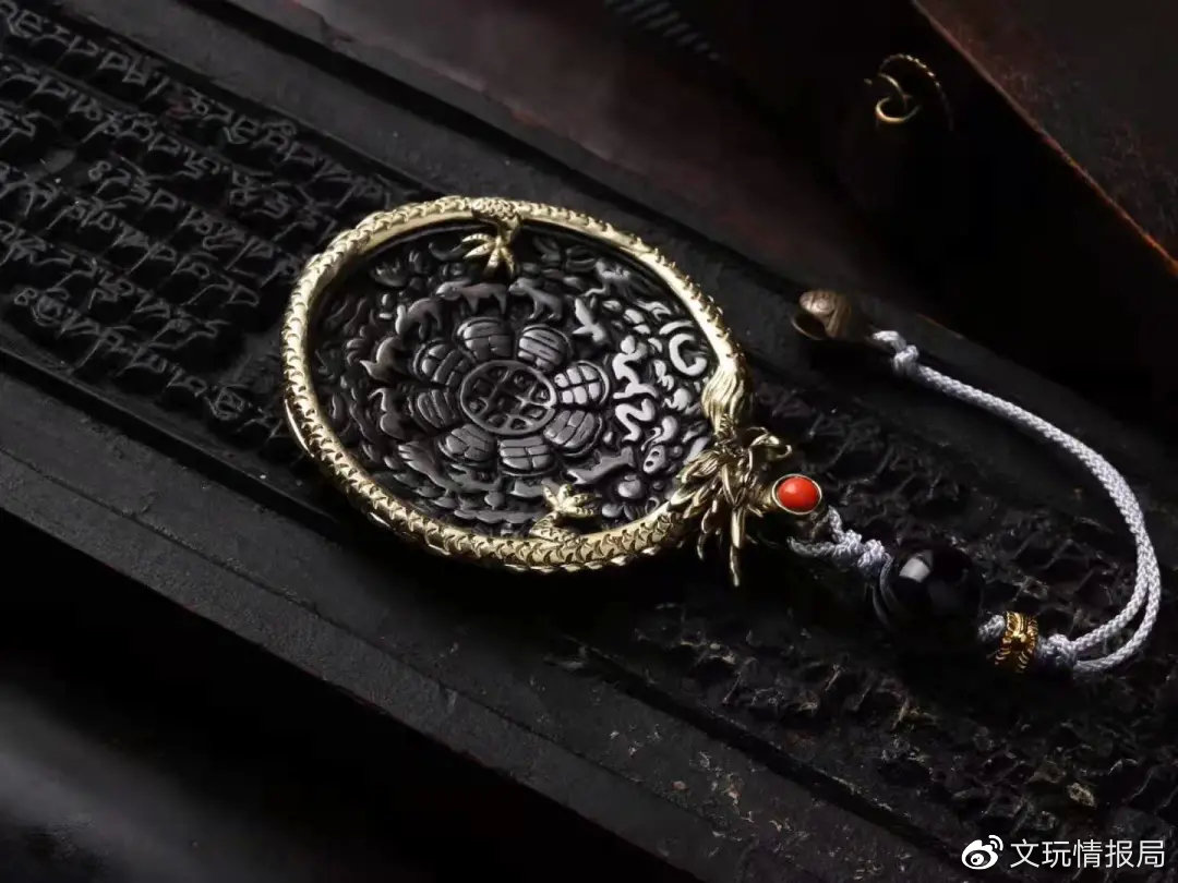 九宫八卦牌可以挂钥匙扣吗（九宫八卦牌可以当项链吗）