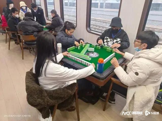 一分钟教你“手机麻将换三张规律”详细教程辅助工具