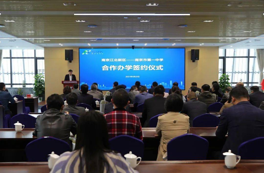 我来教教大家“微乐三代能开挂吗-哔哩哔哩 