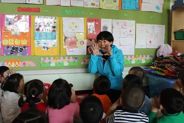 幼儿园互动游戏课程挂哪里（幼儿园互动式游戏）