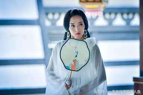 盛世小白莲vs开挂男主12（盛世白莲花小妾）