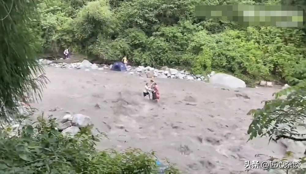 烟台人人麻将开挂神器（下载苹果版烟台人人麻将app）
