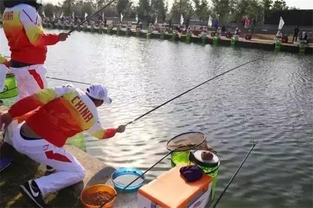欢乐垂钓邓刚挂底（欢乐钓鱼大师最后一种鱼图片）